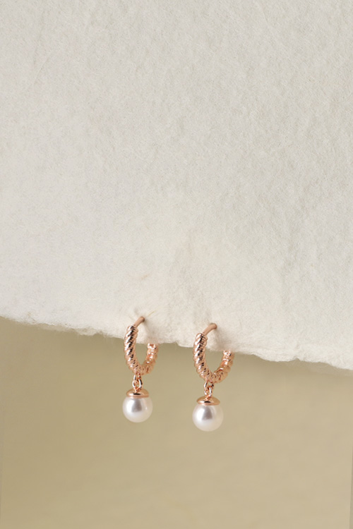 ES090 Silver Drop Pearl Earrings